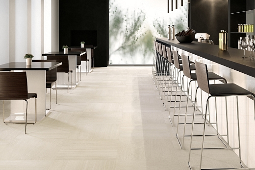 LUSERNA ALMOND