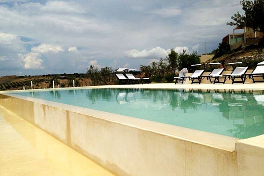 Pavimento Moderno Rivestimento per piscina in cemento armato - 3