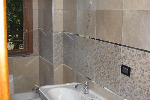 Progress Pavi soc. coop. Rivestimenti semplici con inserimento di mosaici - 9