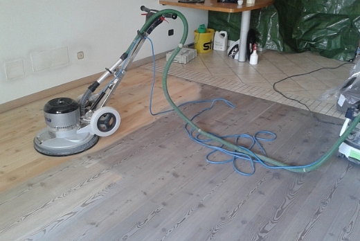 SPAZIO PARQUET SNC RESTAURO LEVIGATURA E VERNICIATURA PARQUET. - 3