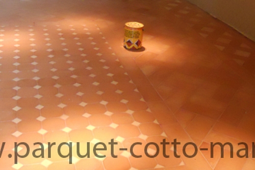 pavimento in cotto; posa a disegno