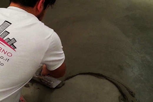Pavimento Moderno Pavimenti in cemento spatolato per interni - 1
