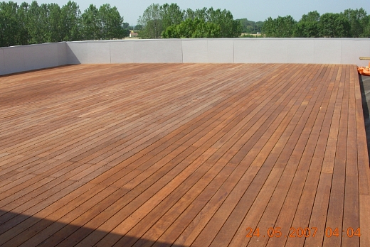 PAVIMENTI SCORRANO LEGNO PER ESTERNO - 1