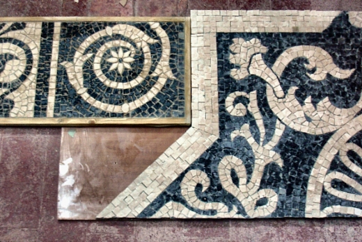 La Bottega delle Arti Antiche Mosaico romano anticato con inserti di cocciopesto - 3