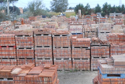 Recuperando Brick and Stone Mezzane da sottotetto "grandi" in cotto antiche - 5